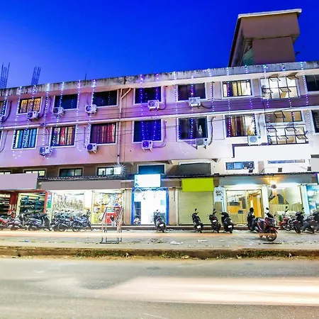 Отель Oyo 23035 Srinivas Residency